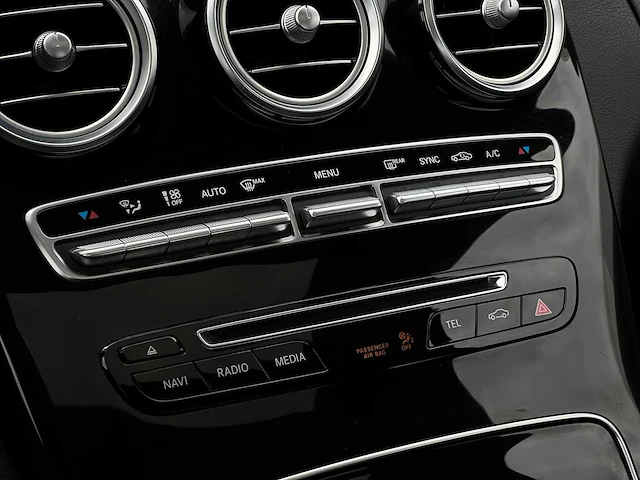 Mercedes-benz c-klasse 400 4matic prestige | p-666-zt - afbeelding 24 van  39