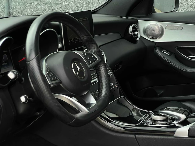 Mercedes-benz c-klasse 400 4matic prestige | p-666-zt - afbeelding 32 van  39