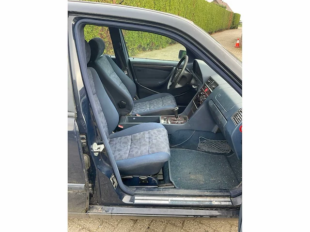 Mercedes-benz c-klasse “automaat” zl-ts-36 - afbeelding 2 van  28