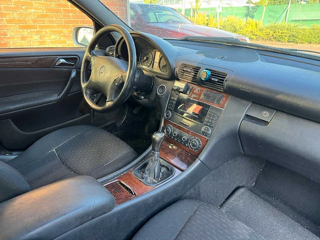 Mercedes-benz c-klasse combi 220 cdi elegance 80-zp-sl - afbeelding 10 van  17