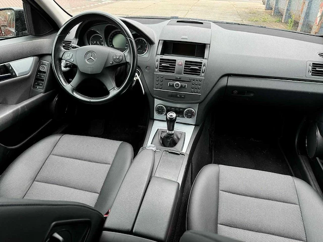Mercedes-benz c-klasse estate 180 cgi blueefficiency business class avantgarde 78-npb-5 - afbeelding 3 van  24