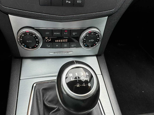 Mercedes-benz c-klasse estate 180 cgi blueefficiency business class avantgarde 78-npb-5 - afbeelding 13 van  24