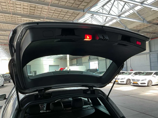Mercedes-benz c-klasse estate personenauto (kn-740-s) - afbeelding 13 van  29