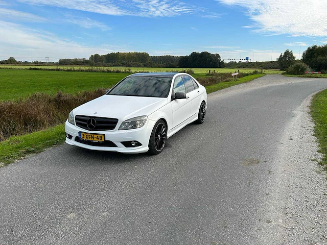 Mercedes-benz c-klasse personenauto - afbeelding 3 van  22