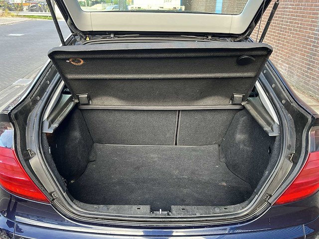 Mercedes-benz c-klasse sportcoupé 180 k. amice 2003 | 76-lz-kg - afbeelding 25 van  33