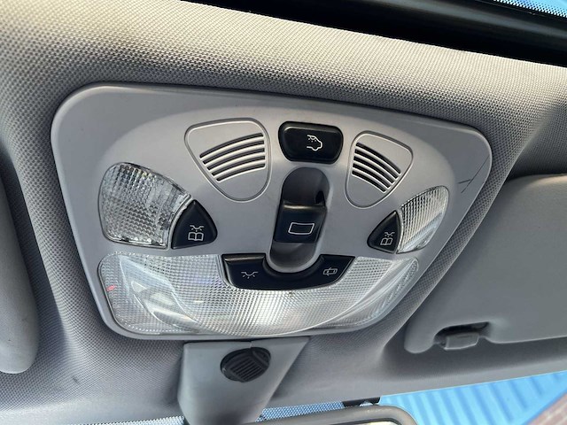 Mercedes-benz c-klasse sportcoupé 180 k. amice 2003 | 76-lz-kg - afbeelding 33 van  33