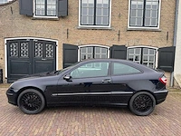 Mercedes-benz c-klasse sportcoupé 230 sport edition v6 204 pk 55-sh-gz - afbeelding 16 van  21