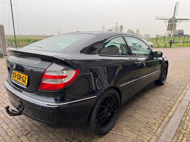 Mercedes-benz c-klasse sportcoupé 230 sport edition v6 204 pk 55-sh-gz - afbeelding 4 van  21