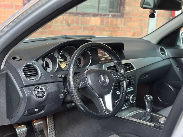 Mercedes-benz c180 cdi business class avantgarde 120pk 2013 c-klasse, 20-zvx-8 - afbeelding 19 van  65
