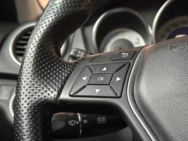 Mercedes-benz c180 cdi business class avantgarde 120pk 2013 c-klasse, 20-zvx-8 - afbeelding 24 van  65