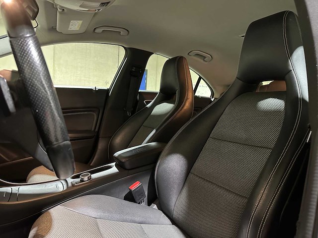 Mercedes-benz c180 cdi lease edition 109pk 2015 cla-klasse, gr-643-n - afbeelding 25 van  40