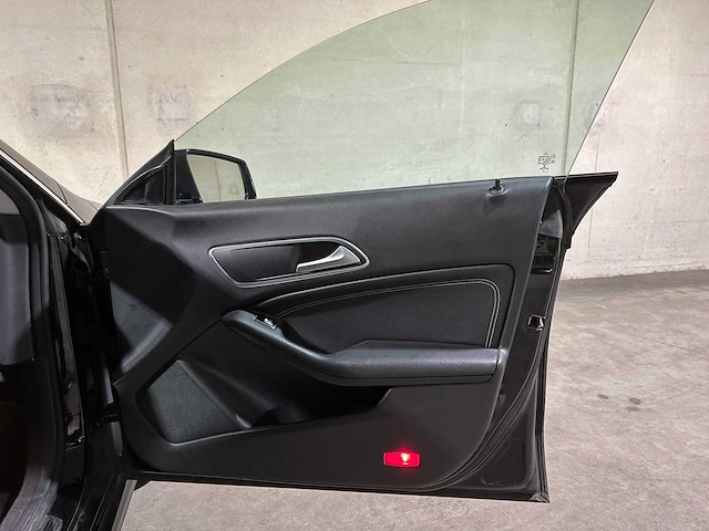 Mercedes-benz c180 cdi lease edition 109pk 2015 cla-klasse, gr-643-n - afbeelding 31 van  40