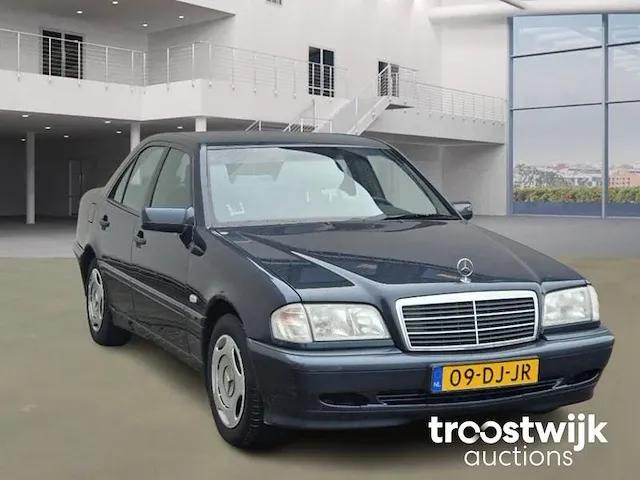 Mercedes-benz c180 classic, 09-dj-jr - afbeelding 9 van  15