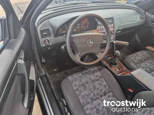 Mercedes-benz c180 classic, 09-dj-jr - afbeelding 11 van  15