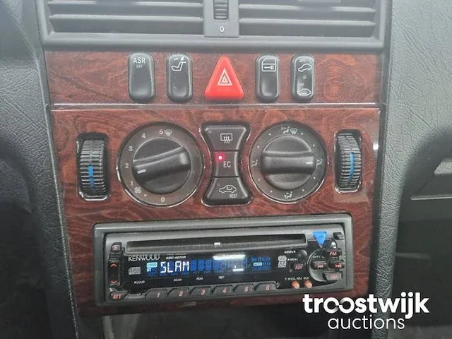 Mercedes-benz c180 classic, 09-dj-jr - afbeelding 15 van  15