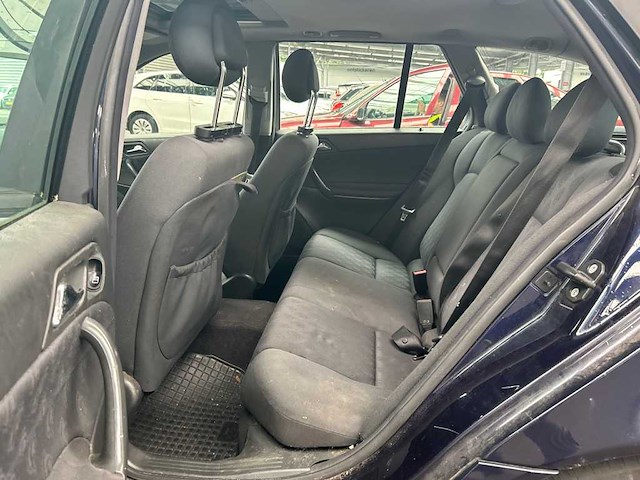 Mercedes-benz c180 combi elegance, kd-760-v - afbeelding 8 van  10