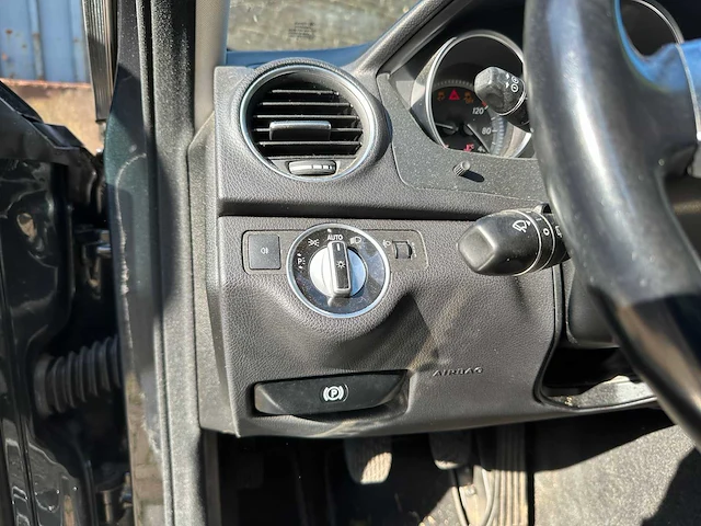 Mercedes-benz c180 estate business 125 c-klasse 157pk 2011, 26-rxv-7 - afbeelding 8 van  35