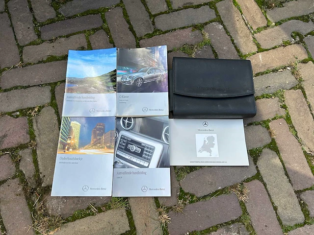 Mercedes-benz c180 estate business 125 c-klasse 157pk 2011, 26-rxv-7 - afbeelding 29 van  35