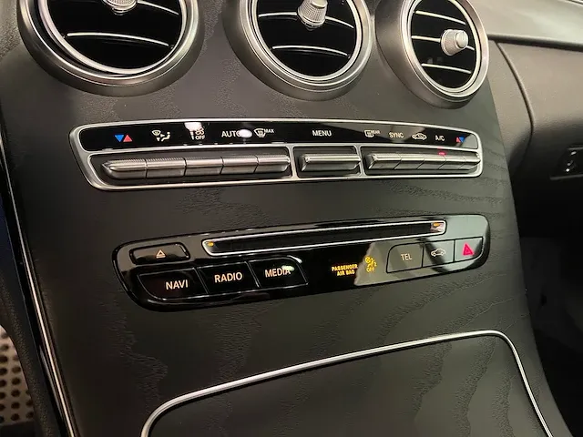 Mercedes-benz c200 amg premium 184pk 2018, zt-366-v - afbeelding 40 van  61
