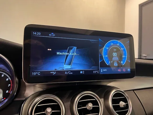 Mercedes-benz c200 amg premium 184pk 2018, zt-366-v - afbeelding 43 van  61
