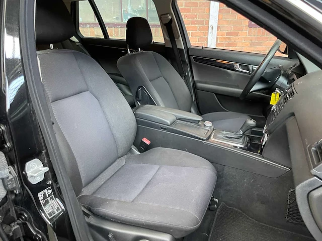 Mercedes-benz c200 estate cdi business class elegance c-klasse 2008, 51-jzs-2 - afbeelding 31 van  41