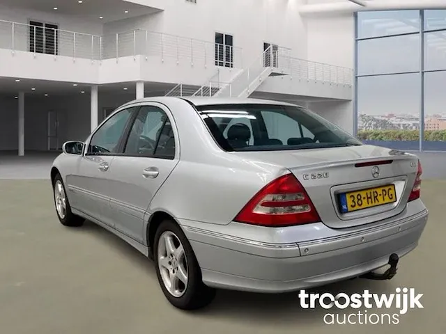 Mercedes-benz c220 cdi elegance, 38-hr-pg - afbeelding 11 van  16