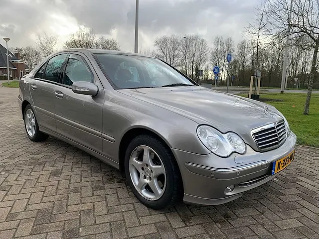 Mercedes-benz c240 v6 avantgarde automaat, k-373-vr youngtimer! - afbeelding 1 van  37