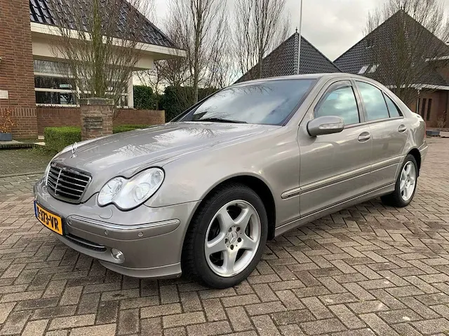 Mercedes-benz c240 v6 avantgarde automaat, k-373-vr youngtimer! - afbeelding 12 van  37