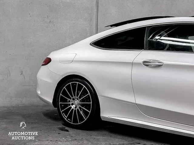 Mercedes-benz c250 amg coupé prestige 211pk 2016 c-klasse, xt-655-t - afbeelding 3 van  63