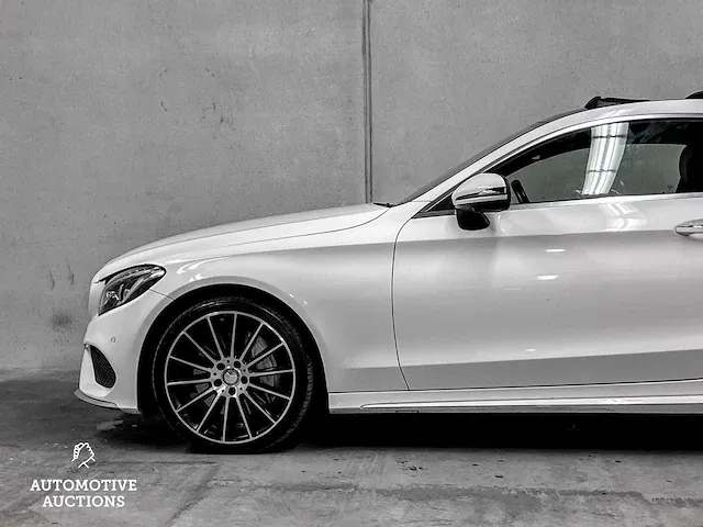 Mercedes-benz c250 amg coupé prestige 211pk 2016 c-klasse, xt-655-t - afbeelding 24 van  63