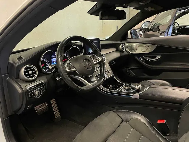 Mercedes-benz c250 amg coupé prestige 211pk 2016 c-klasse, xt-655-t - afbeelding 27 van  63