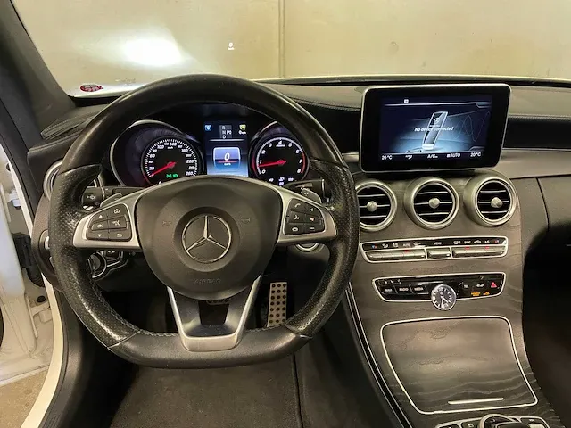Mercedes-benz c250 amg coupé prestige 211pk 2016 c-klasse, xt-655-t - afbeelding 29 van  63