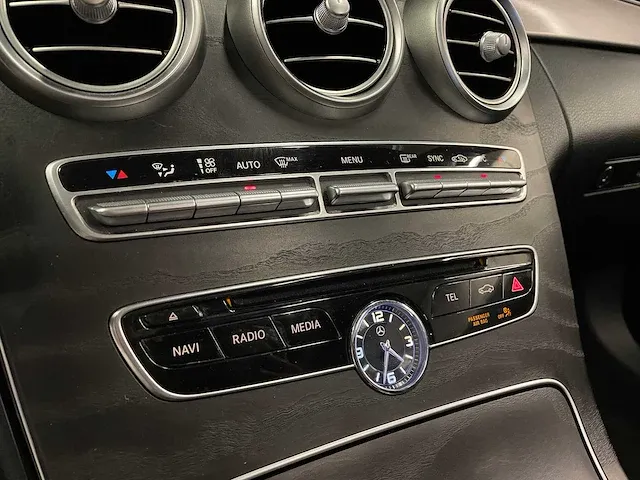 Mercedes-benz c250 amg coupé prestige 211pk 2016 c-klasse, xt-655-t - afbeelding 39 van  63