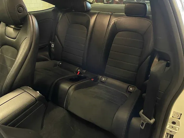 Mercedes-benz c250 amg coupé prestige 211pk 2016 c-klasse, xt-655-t - afbeelding 47 van  63