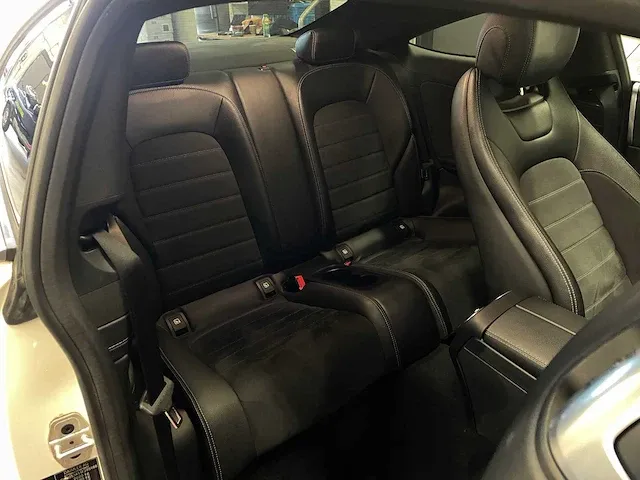 Mercedes-benz c250 amg coupé prestige 211pk 2016 c-klasse, xt-655-t - afbeelding 50 van  63