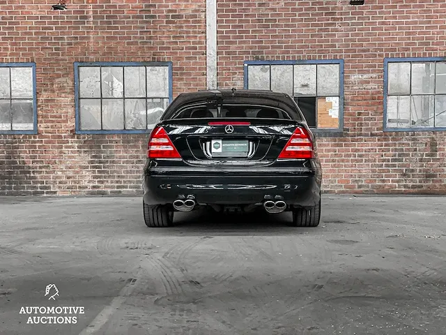 Mercedes-benz c55 amg 5.5 v8 c-klasse 367pk 2006 -youngtimer- - afbeelding 13 van  61