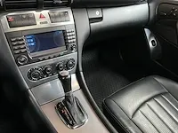 Mercedes-benz c55 amg 5.5 v8 c-klasse 367pk 2006 -youngtimer- - afbeelding 33 van  61