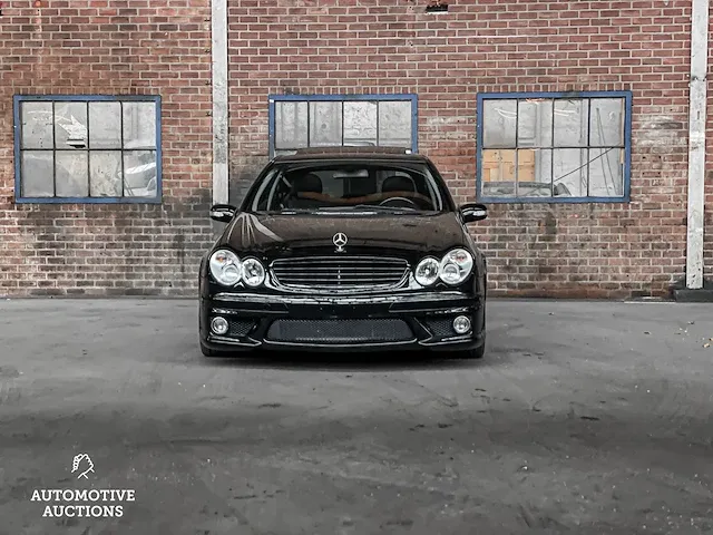 Mercedes-benz c55 amg 5.5 v8 c-klasse 367pk 2006 -youngtimer- - afbeelding 45 van  61