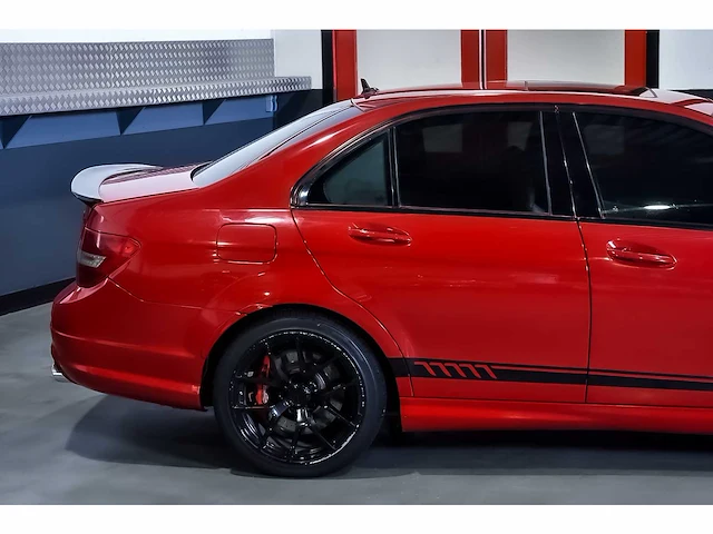 Mercedes-benz c63 amg sedan 6,3l v8 - 2009 - afbeelding 3 van  73