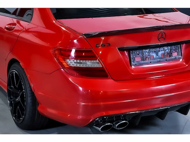 Mercedes-benz c63 amg sedan 6,3l v8 - 2009 - afbeelding 31 van  73