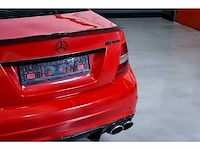 Mercedes-benz c63 amg sedan 6,3l v8 - 2009 - afbeelding 32 van  73