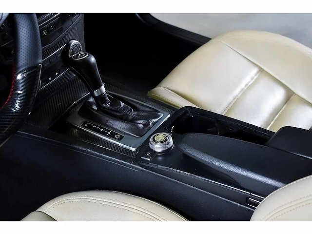 Mercedes-benz c63 amg sedan 6,3l v8 - 2009 - afbeelding 47 van  73