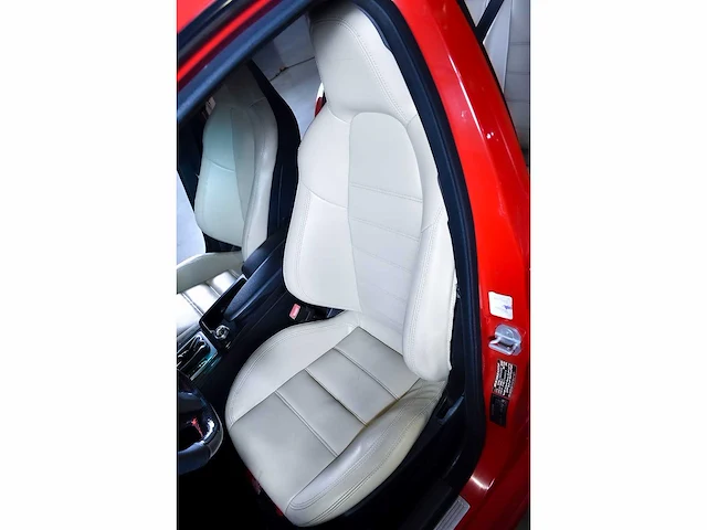 Mercedes-benz c63 amg sedan 6,3l v8 - 2009 - afbeelding 49 van  73