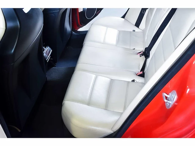 Mercedes-benz c63 amg sedan 6,3l v8 - 2009 - afbeelding 59 van  73
