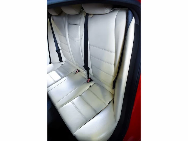 Mercedes-benz c63 amg sedan 6,3l v8 - 2009 - afbeelding 60 van  73