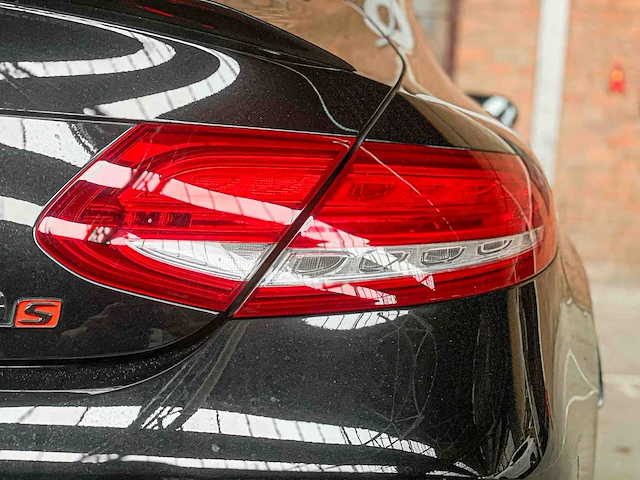 Mercedes-benz c63s amg 4.0 v8 510pk 2018 c-klasse coupé, zt-694-j - afbeelding 16 van  60
