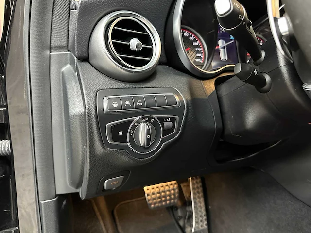 Mercedes-benz c63s amg 4.0 v8 510pk 2019 -facelift- c-klasse estate, p-041-vr - afbeelding 26 van  49