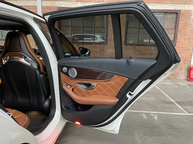 Mercedes-benz c63s amg estate 4.0 v8 510pk 2016 (origineel-nl) c-klasse, jt-407-l - afbeelding 27 van  67