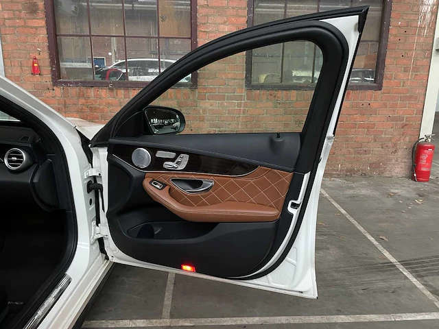 Mercedes-benz c63s amg estate 4.0 v8 510pk 2016 (origineel-nl) c-klasse, jt-407-l - afbeelding 29 van  67