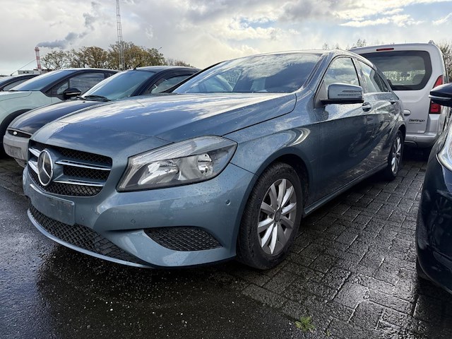 Mercedes-benz cla 180 style,2014 - afbeelding 1 van  25
